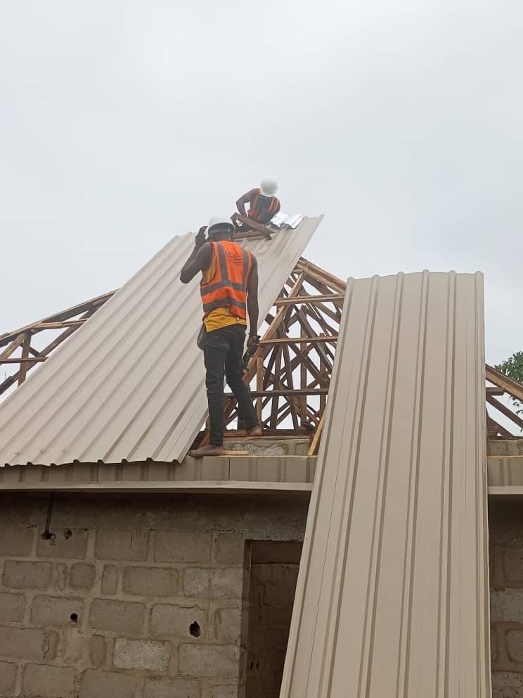 Completed aluminium roofing job supplied by Gods Promise Aluminium