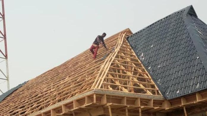 Installation of aluminium roofing sheets by professional roofers